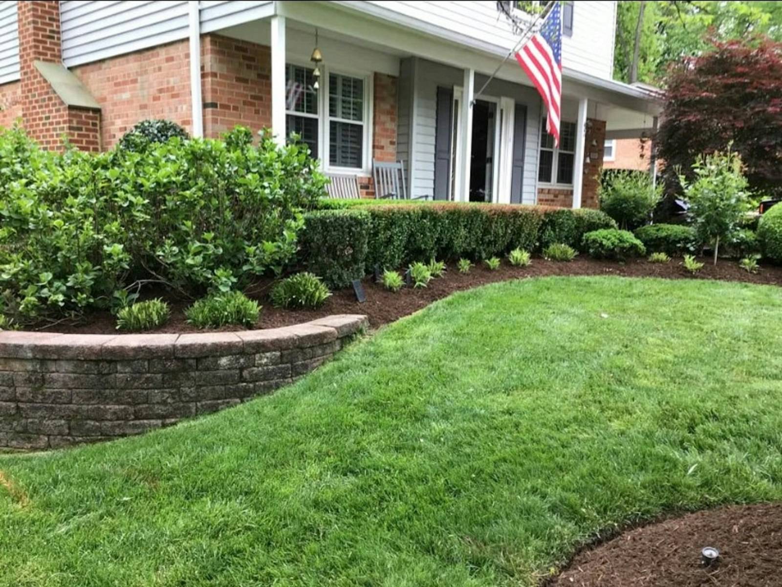 A careful exterior refresh in Magnolia